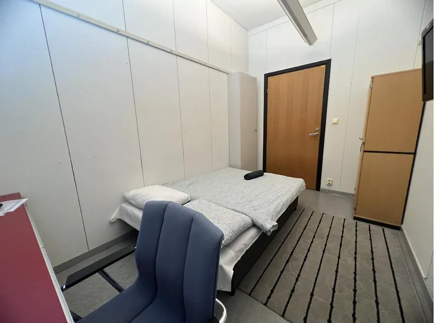 Hostel Office House Services 662